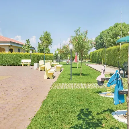 Two-bedroom Holiday In Monasterace Marina Rc Сasa de vacaciones