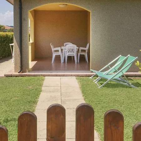 Two-bedroom Holiday In Monasterace Marina Rc Сasa de vacaciones *