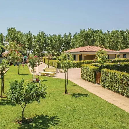 Two-bedroom Holiday In Monasterace Marina Rc *